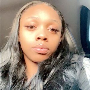 Meet your Posher, Tamia